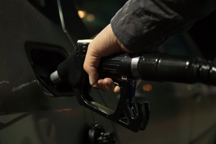 Hungary Gasoline Prices 3% Over Regional Avg