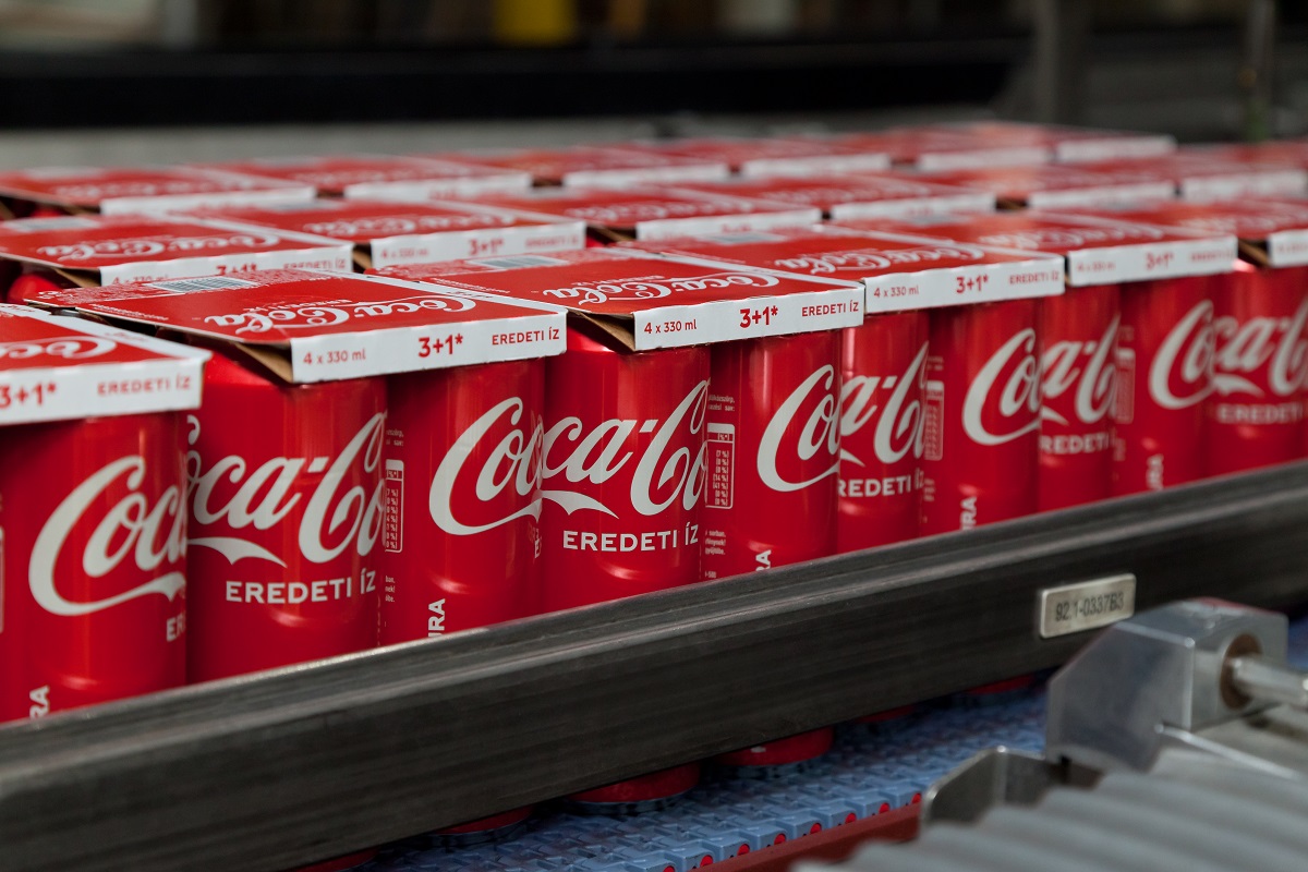 KeelClip replaces shrink foil on Coca-Cola aluminum can mult...