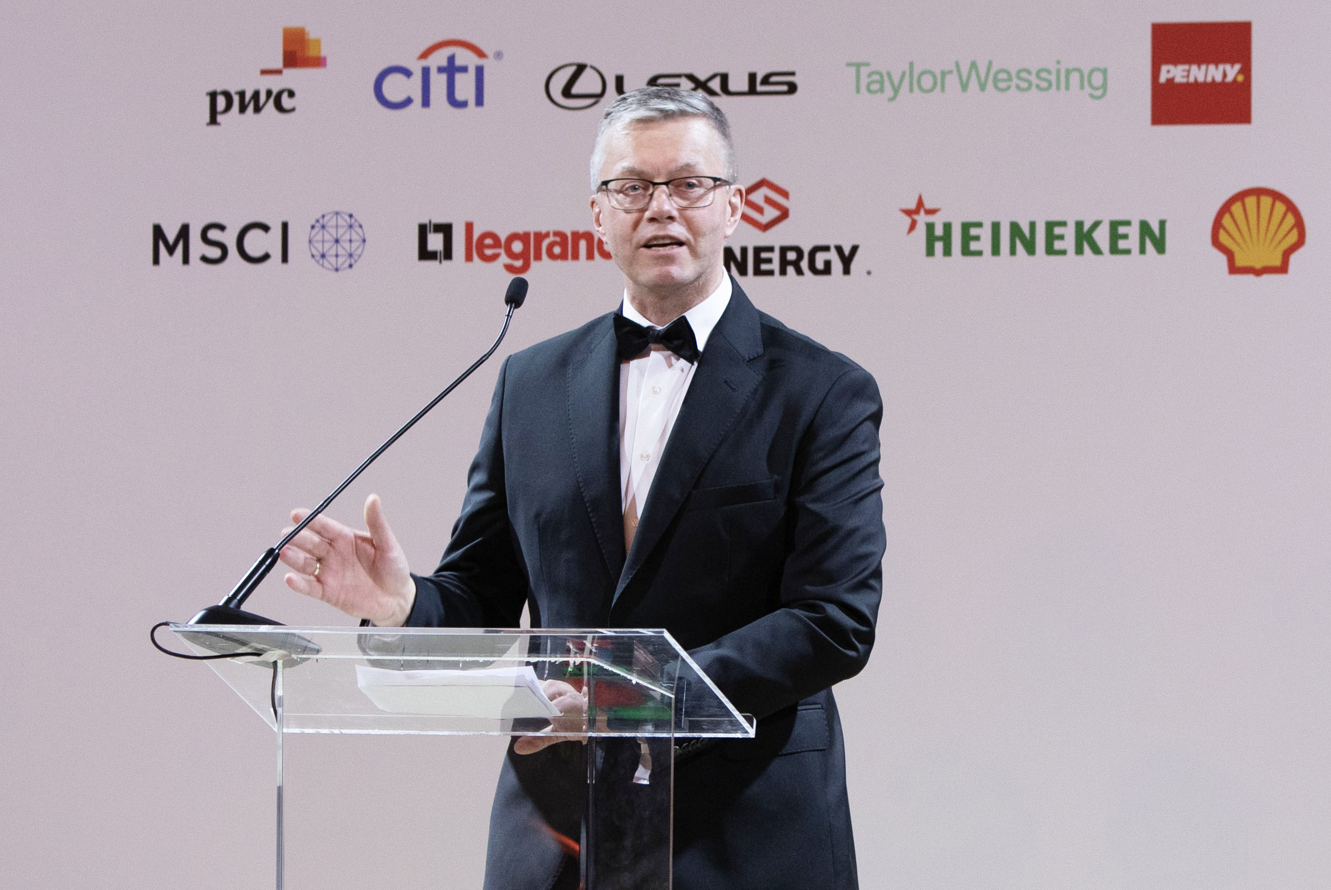 Chresten Bruun Wins Expat CEO of the Year Award