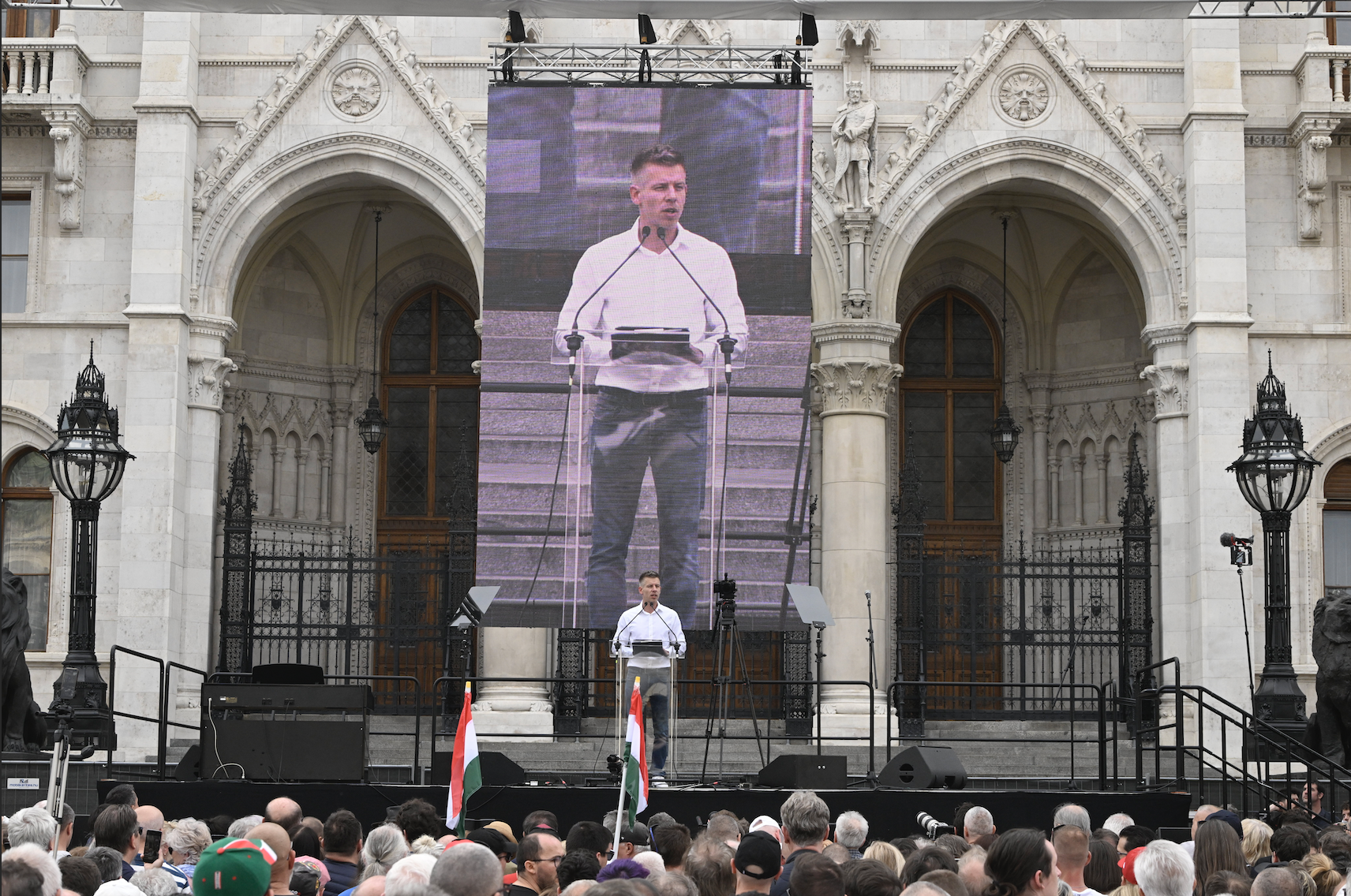Péter Magyar Holds Anti-Gov't Protest in Front of Parliament