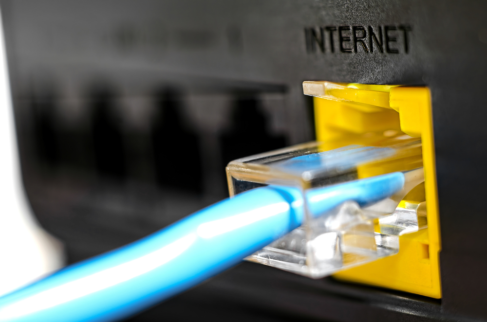 Internet subscription numbers slightly up in Q3