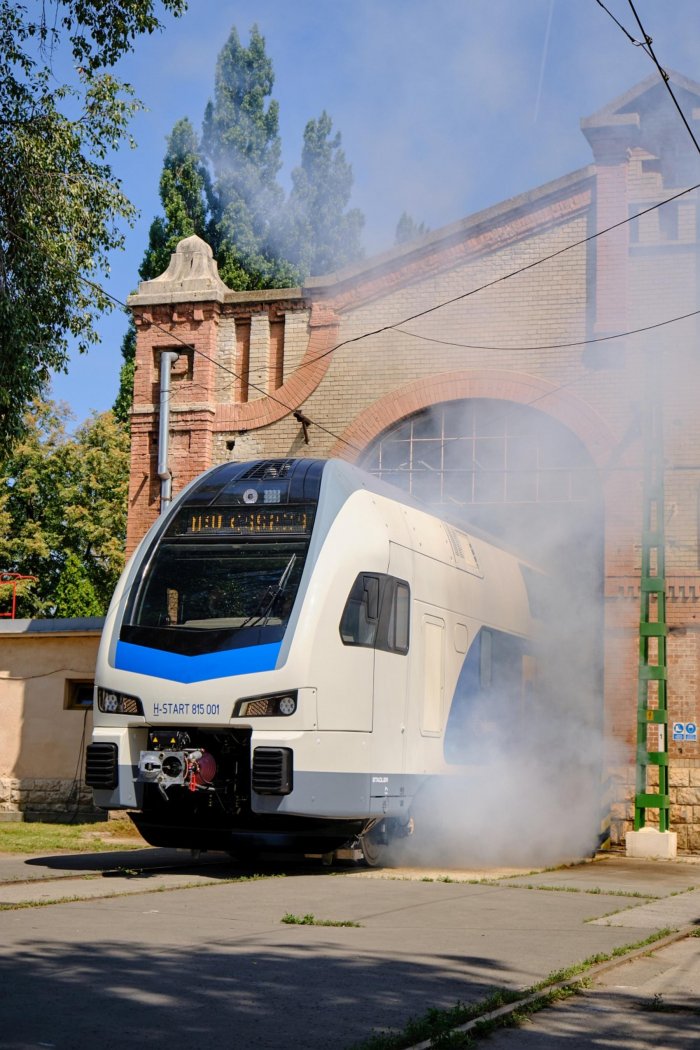 Stadler cuts shift at carriage body plant in Hungary
