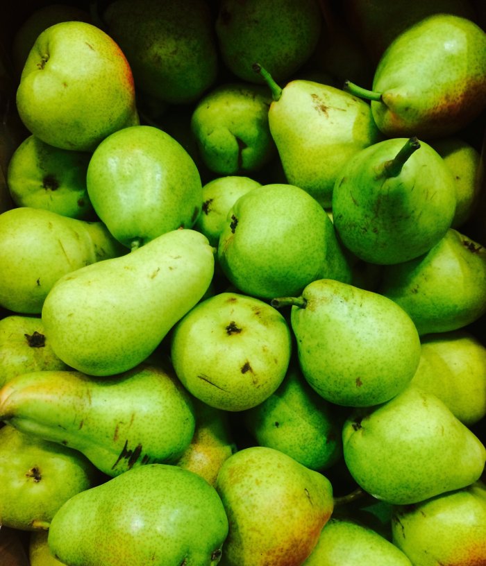 Farmers Expect Better Pear Harvest