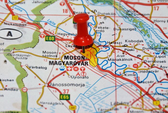 EUR 1 bln investment in Mosonmagyaróvár could start this yea...