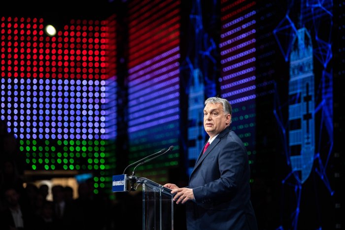 Orbán announces climate plan, blasts Soros in address