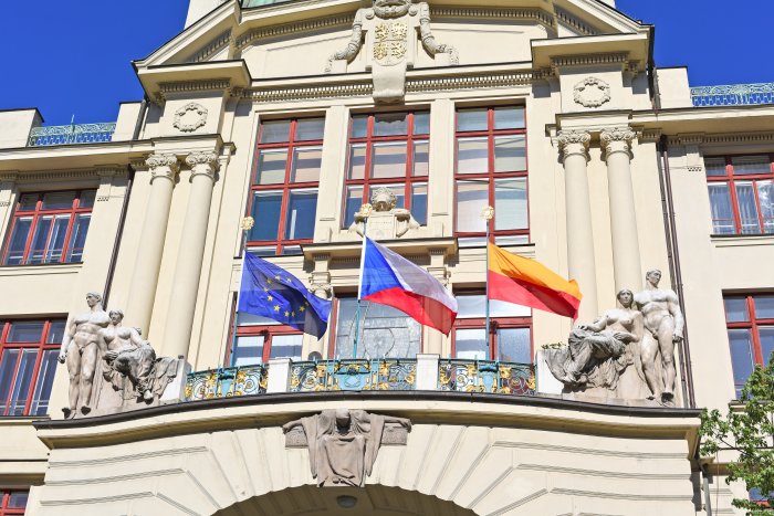 The Czech capital debates further COVID-19 relief measures 
