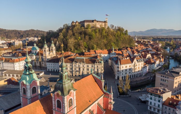Slovenia tourist arrivals surge in December