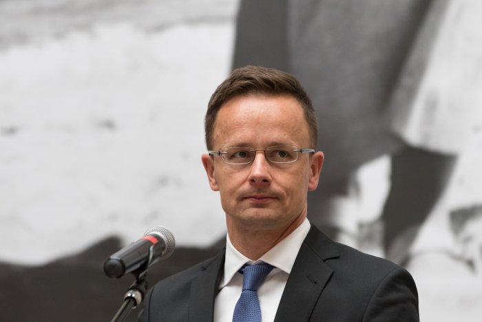 Hungary supports diplomatic solution on Ukraine