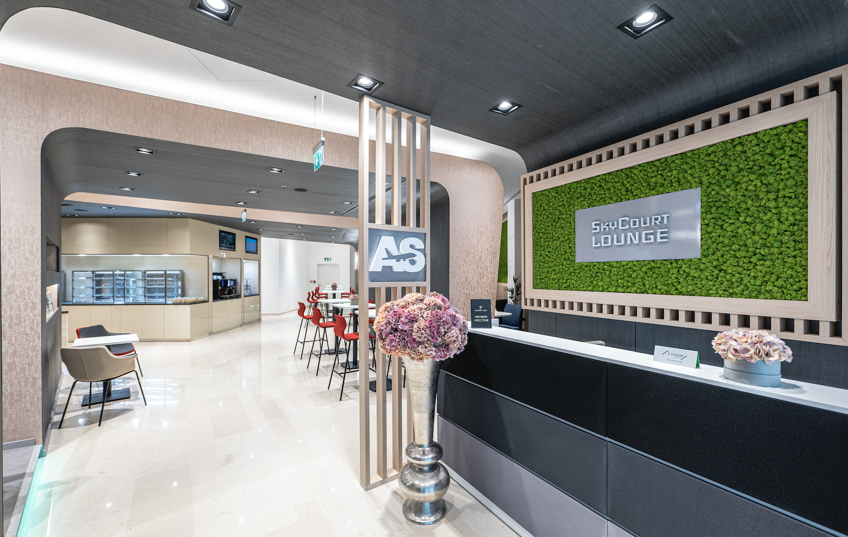 Refurbished SkyCourt Lounge opens at Ferenc Liszt Int'l