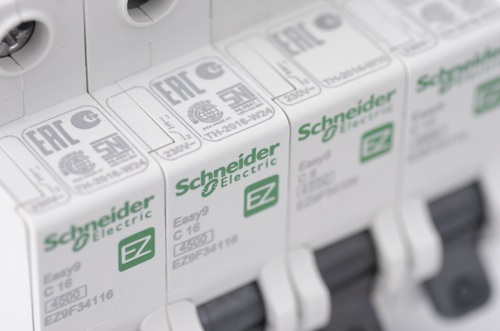 Schneider Electric expands regional procurement center in Bu...