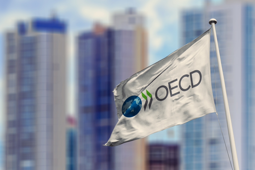 OECD lowers Hungary 2022 GDP growth forecast to 4%