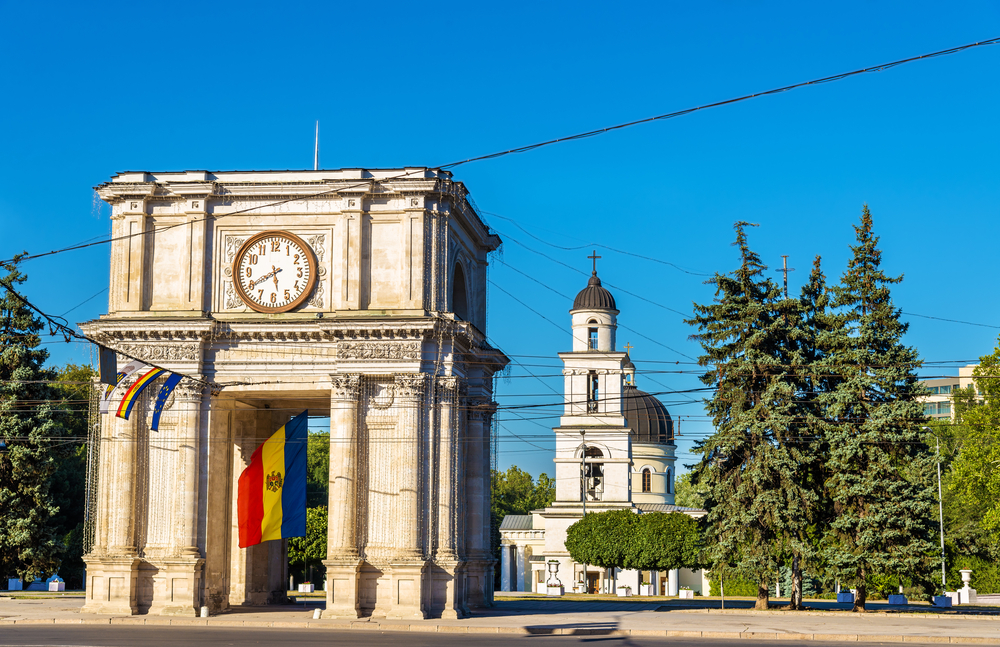 Moldova to honor Hungarian immunity certificates