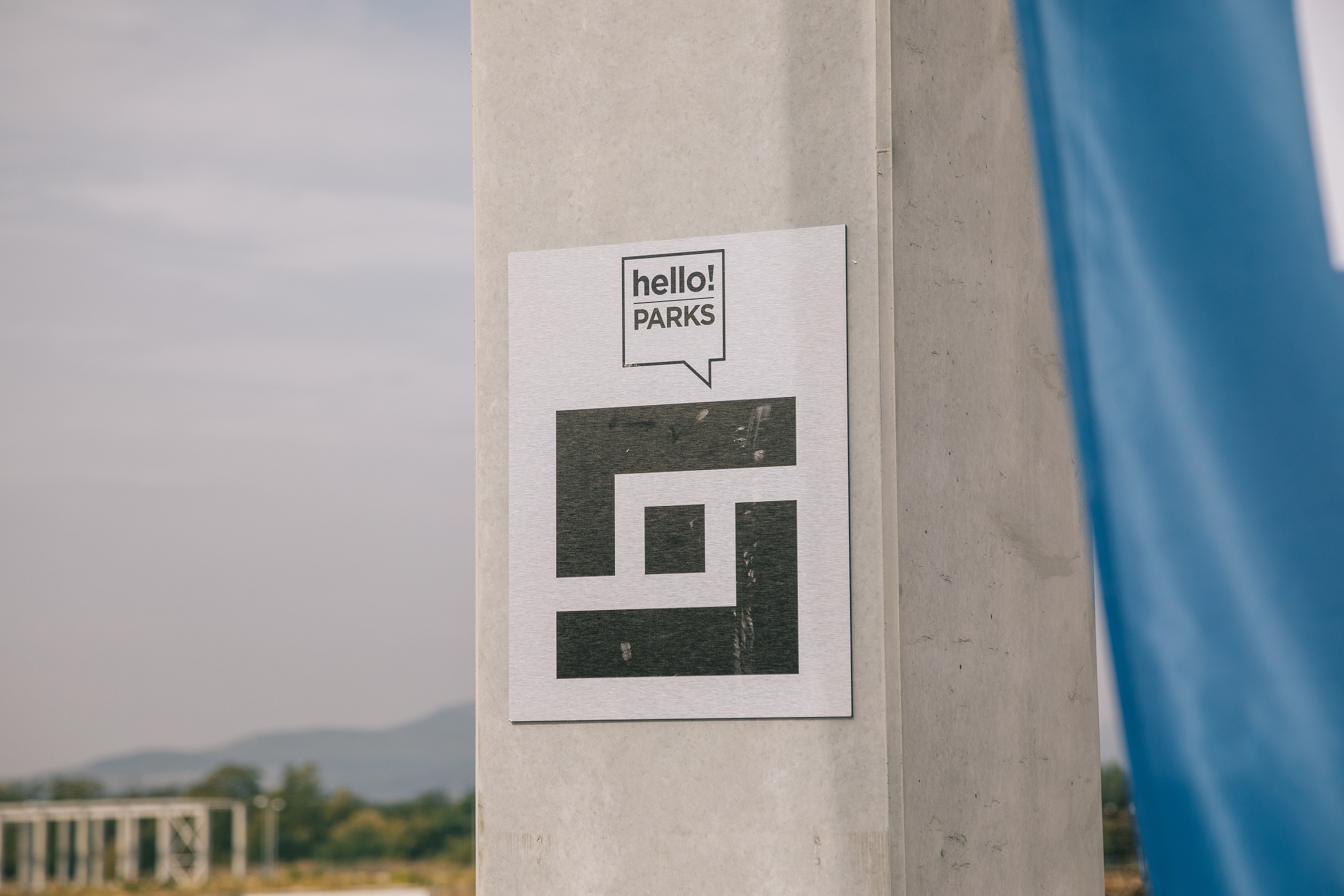Helloparks places 1st column of 45,000 sqm Fót warehouse