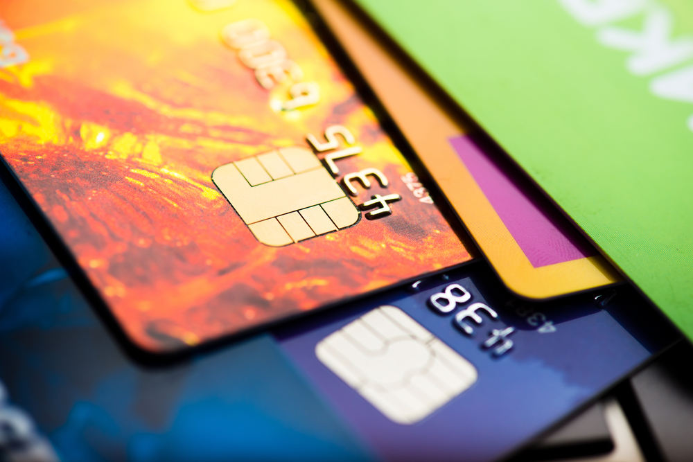 Value of Bank Card Purchases Rises 32% in Q4 