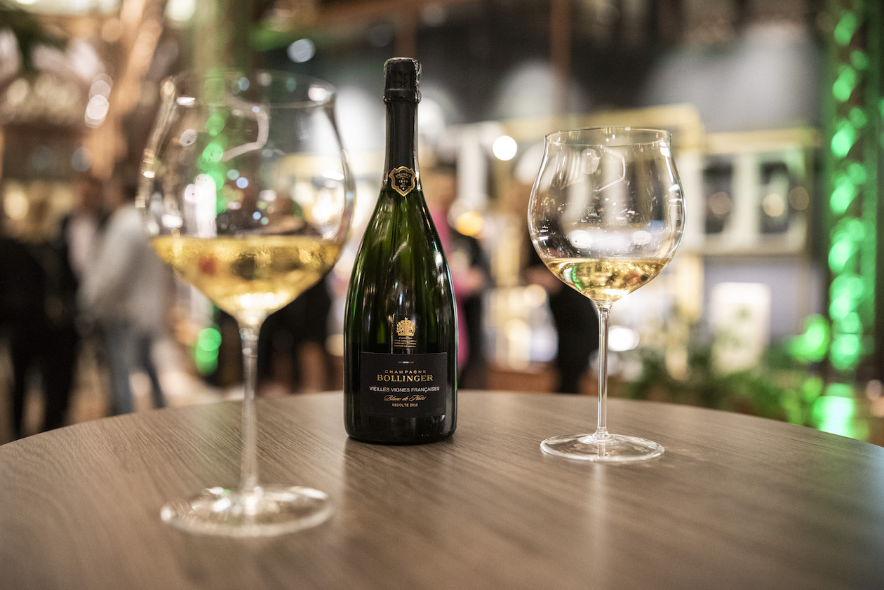 ÉTOILE Champagne Bar opens in Budapest