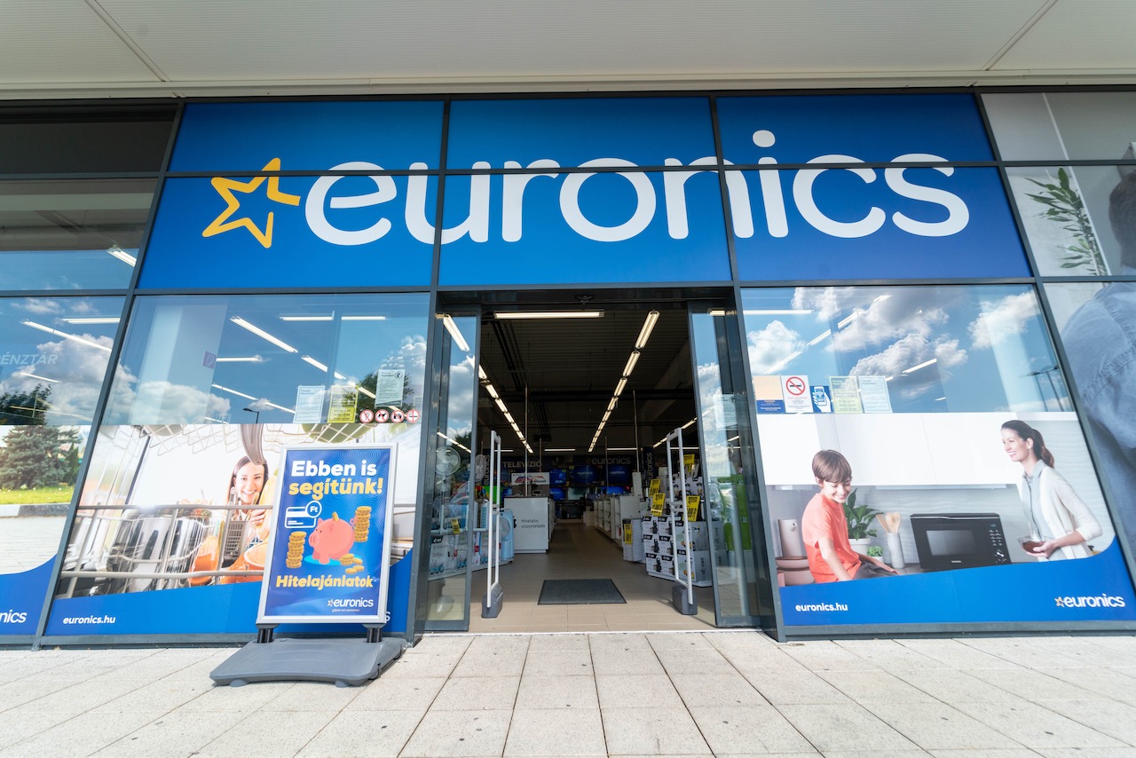 Euronics Sales Climb 19%