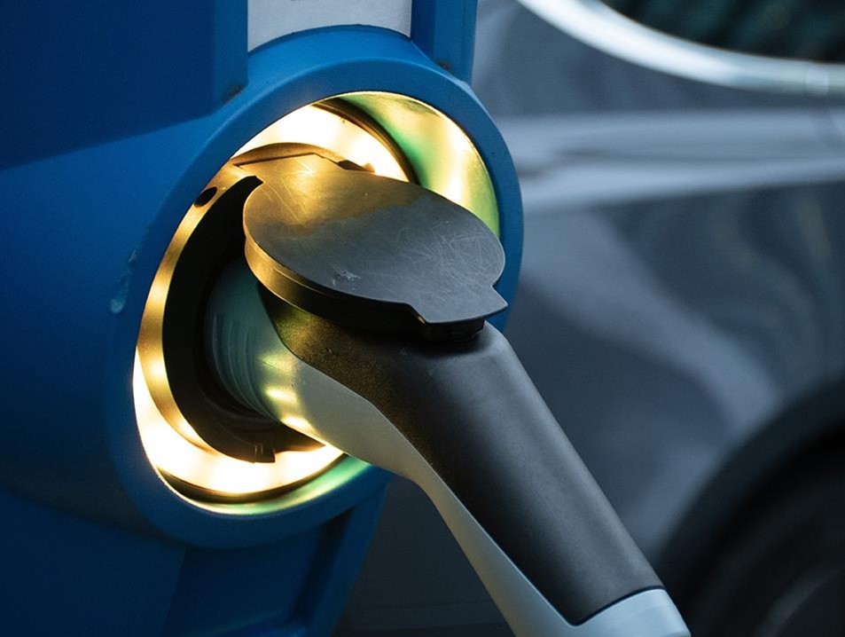 OMV Setting up 28 EV Chargers in Hungary