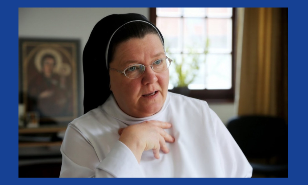 Fortitude and Servant Leadership - Sister Laura Discusses Hu...