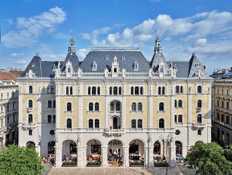 Former Drechsler Palace Officialy Opens as W Budapest Hotel