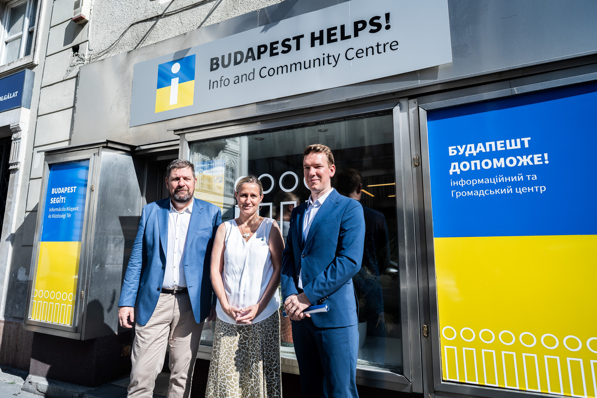 ‘Budapest Helps!’ Community Center for Ukrainian Refugees Ma...