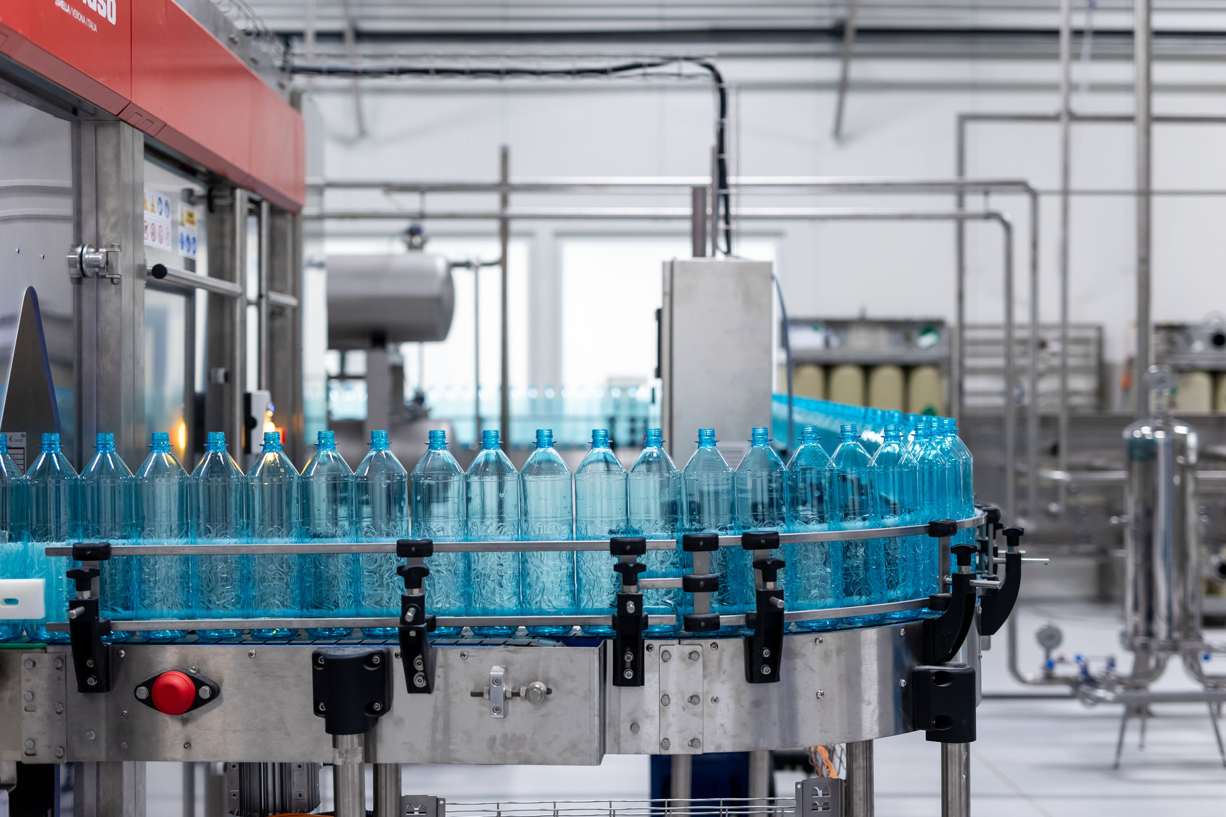 Oonly Opens Bottling Plant With Revolutionary RefPET Tech