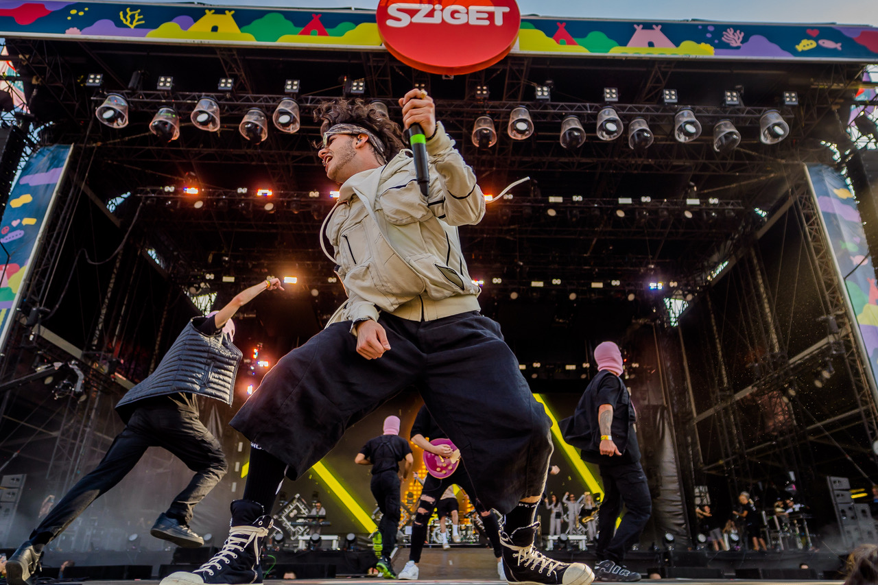 Azahriah to Perform on the Sziget Main Stage