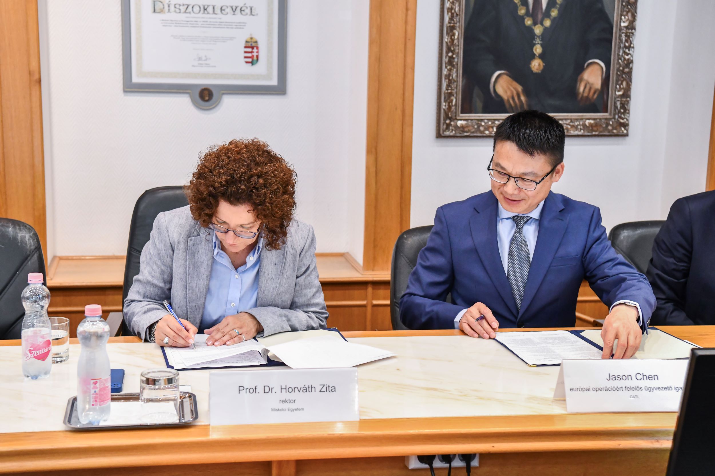 Uni of Miskolc, CATL Debrecen Sign Cooperation Agreement
