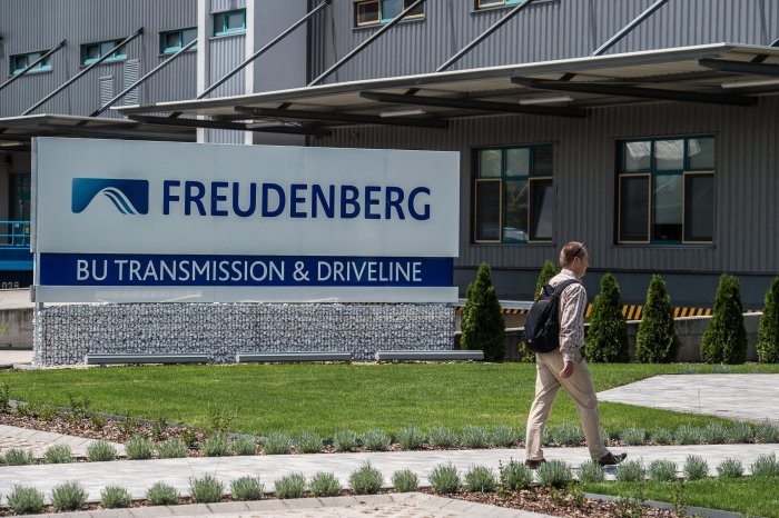 Freudenberg launches expansion, announces plans for more - Budapest ...