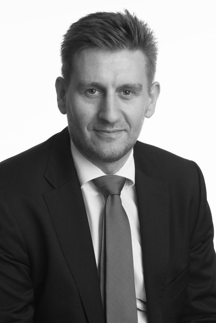 Sam Baldwin, Szecskay