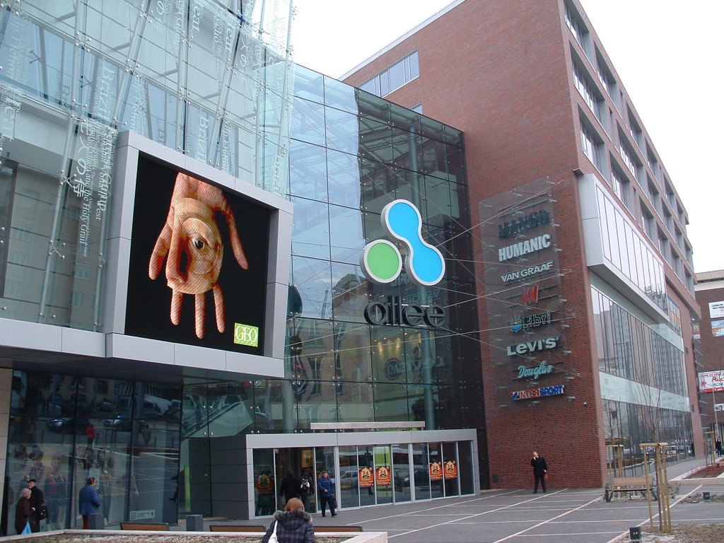 Allee closes successful year - Budapest Business Journal