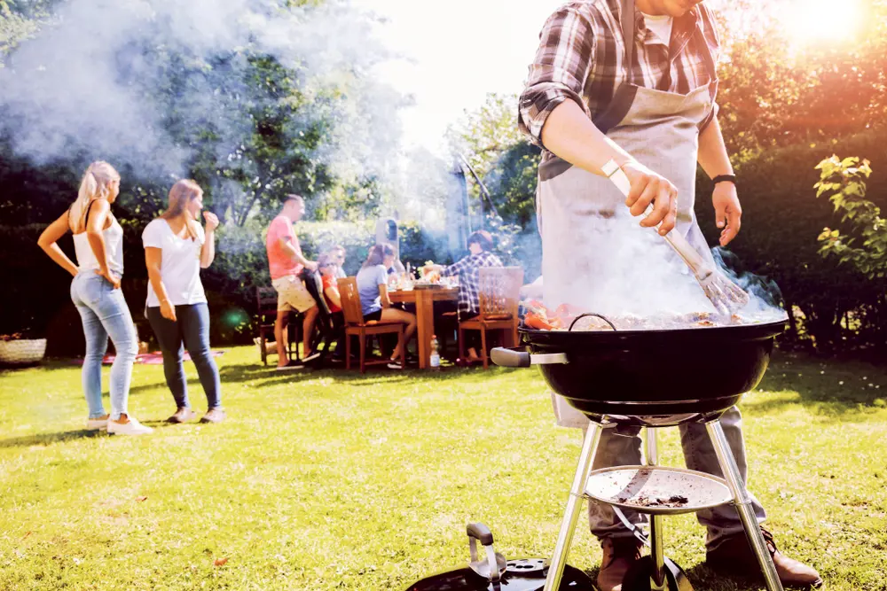 Hungarians Gear Up for Grilling and Gardening Ahead of Aug. 20 Holiday
